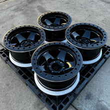 Load image into Gallery viewer, HDR BL79 FORGED BEADLOCK WHEEL