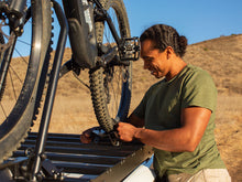 Load image into Gallery viewer, Front Runner Toyota 4Runner (2009-Current) Slimsport Roof Rack Kit / Lightbar Ready