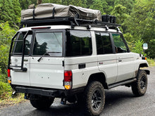 Load image into Gallery viewer, Front Runner Toyota Land Cruiser 76 Ladder