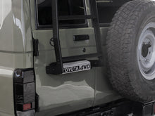 Load image into Gallery viewer, Front Runner Toyota Land Cruiser 78 Troopy Ladder